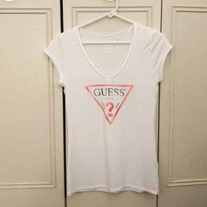 NWOT Guess Scoop Neck Tee